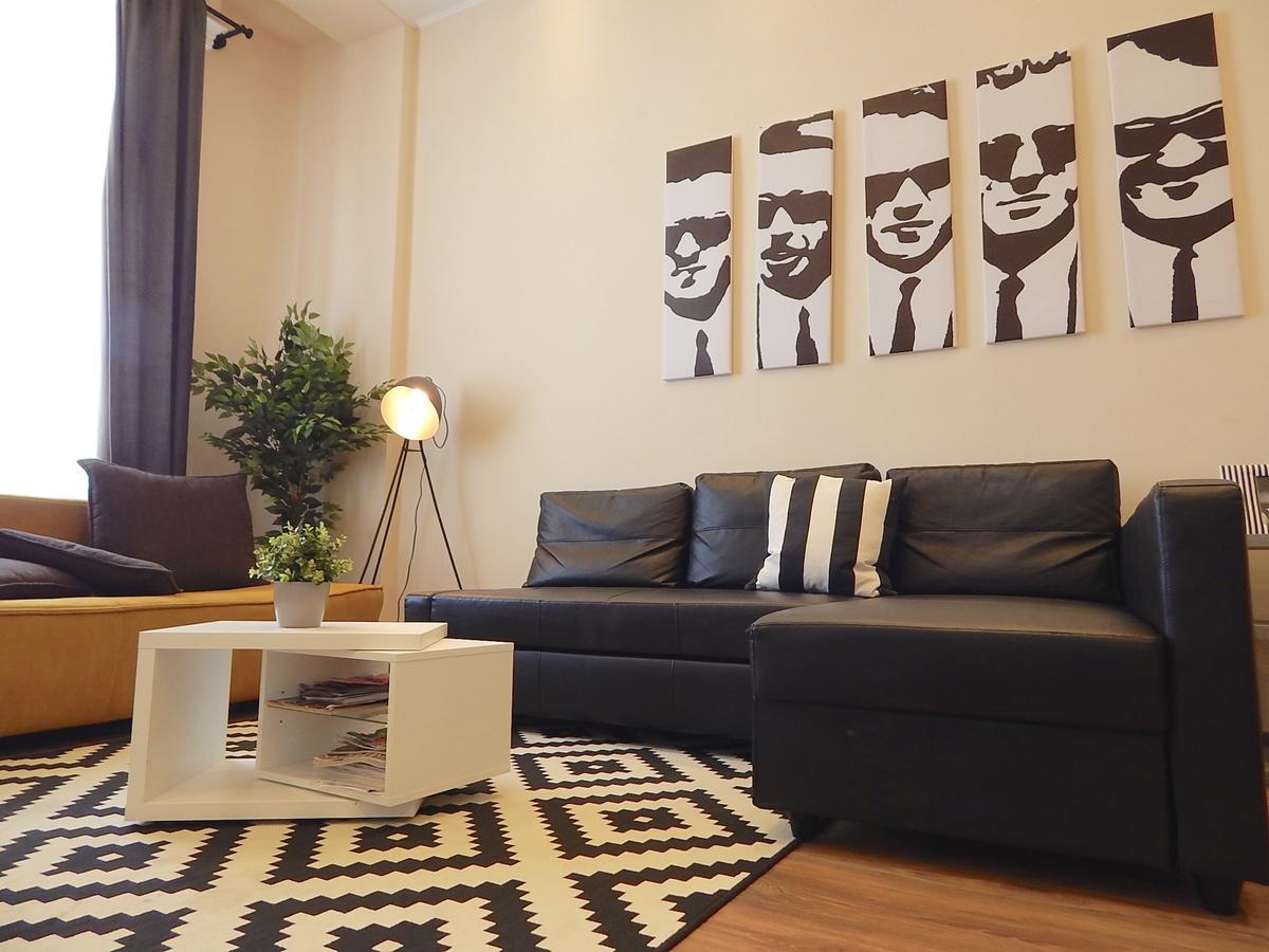 Hello Downtown Apartment - Broadway Budapest Esterno foto