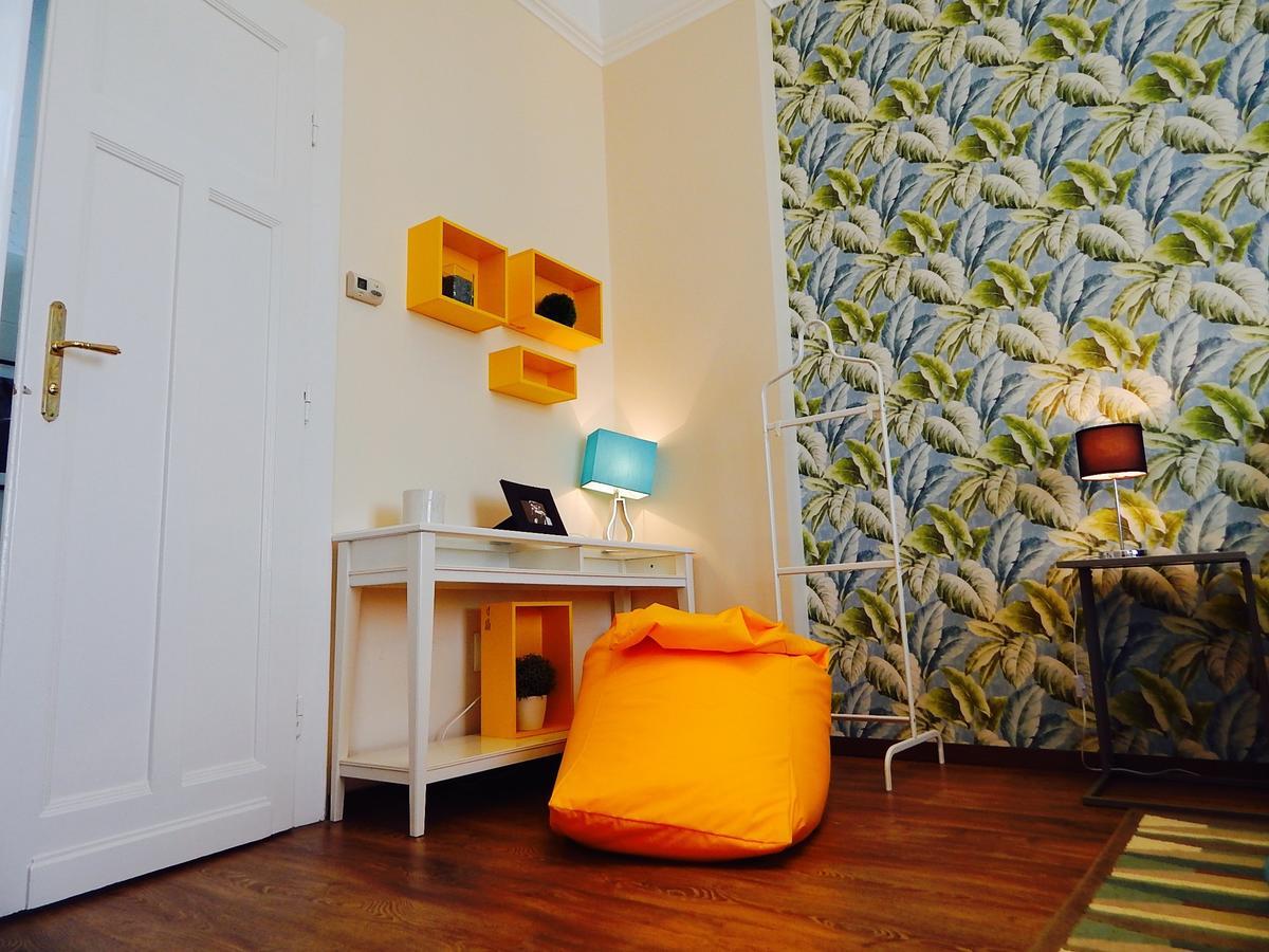 Hello Downtown Apartment - Broadway Budapest Esterno foto